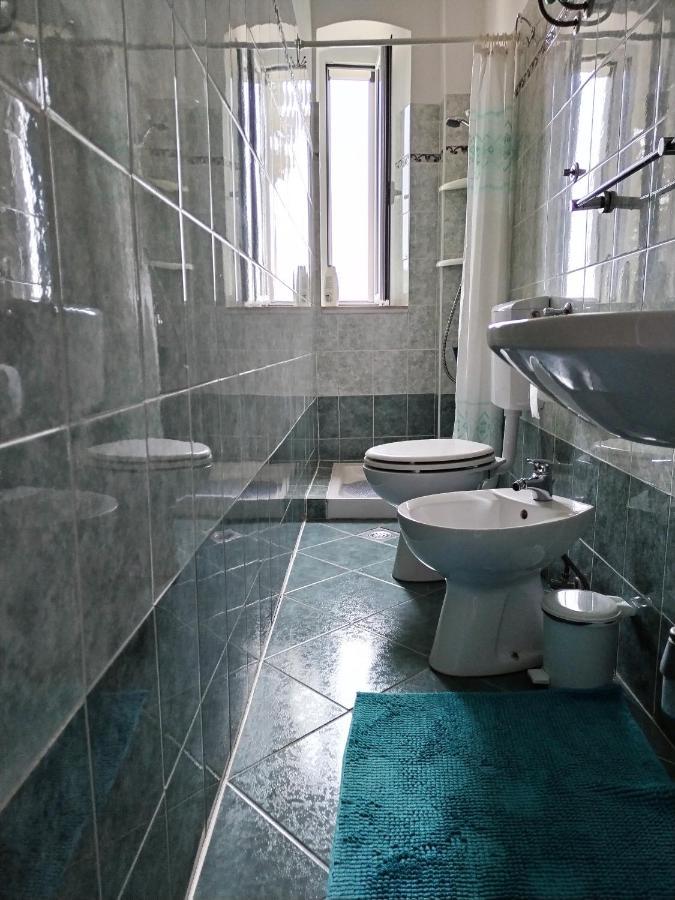 Studio Apartments Dalla Nonna Ровинь Экстерьер фото