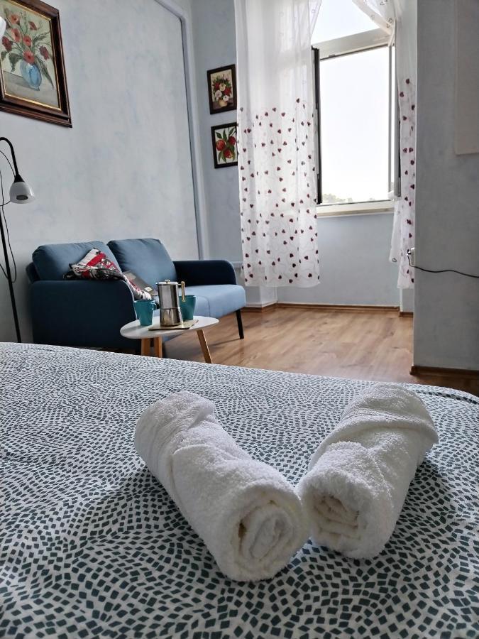 Studio Apartments Dalla Nonna Ровинь Экстерьер фото